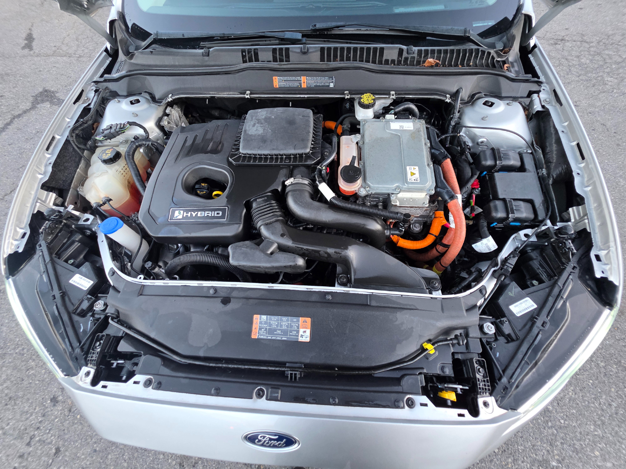 Ford Fusion Hybrid SEL FWD 2019