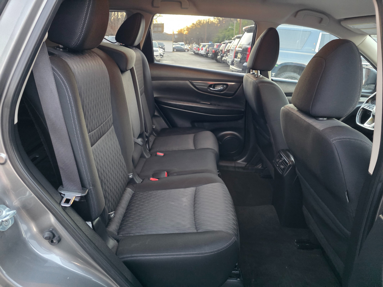 Nissan Rogue AWD SV 2017