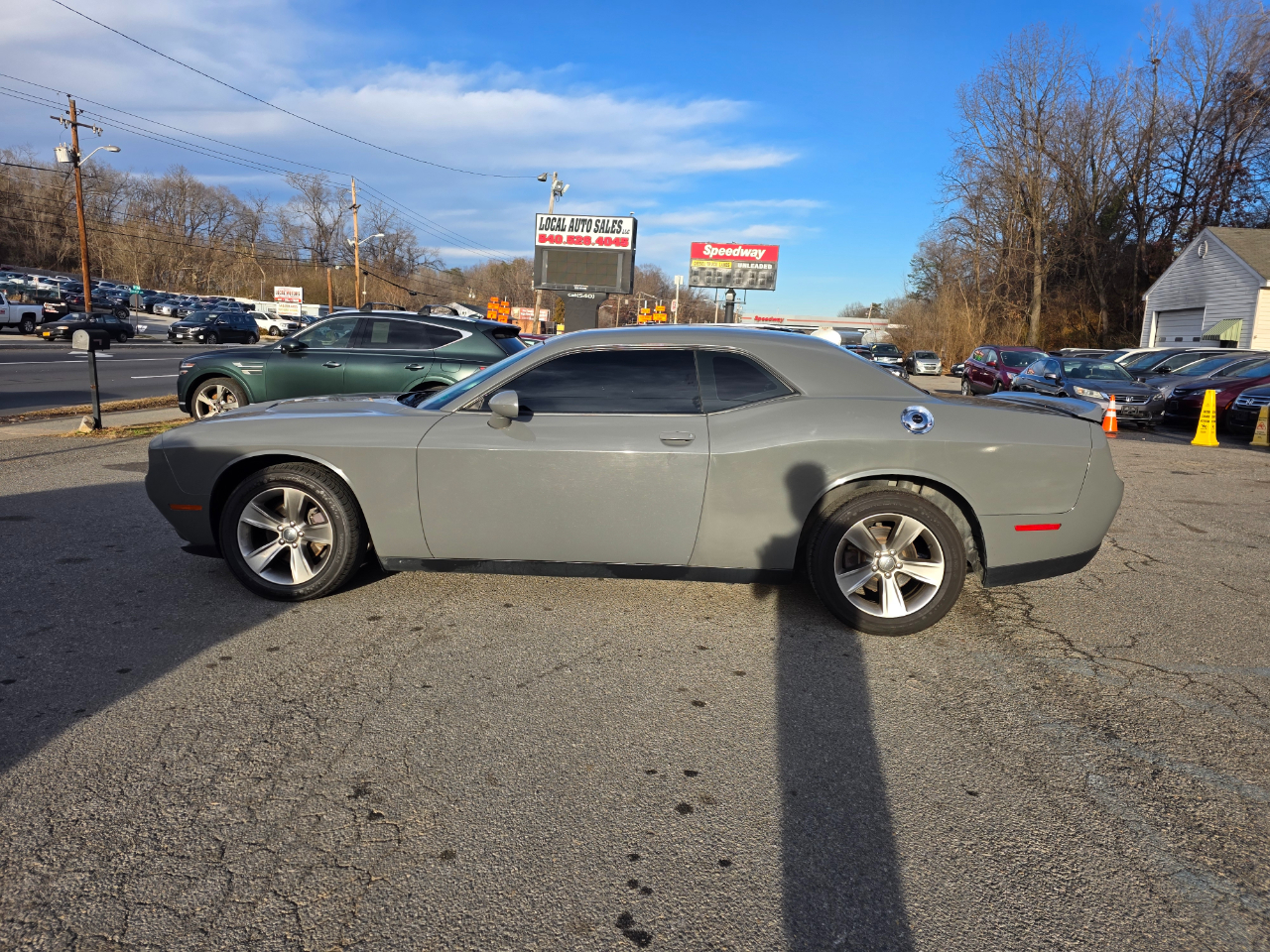 Dodge Challenger SXT RWD 2019