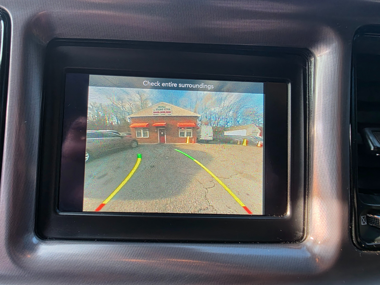 Dodge Challenger SXT RWD 2019