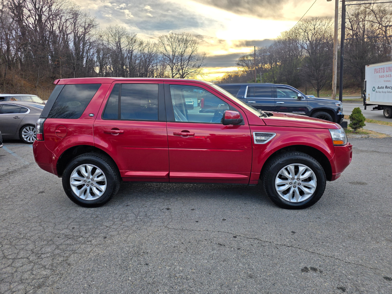 Land Rover LR2 AWD 4dr 2014
