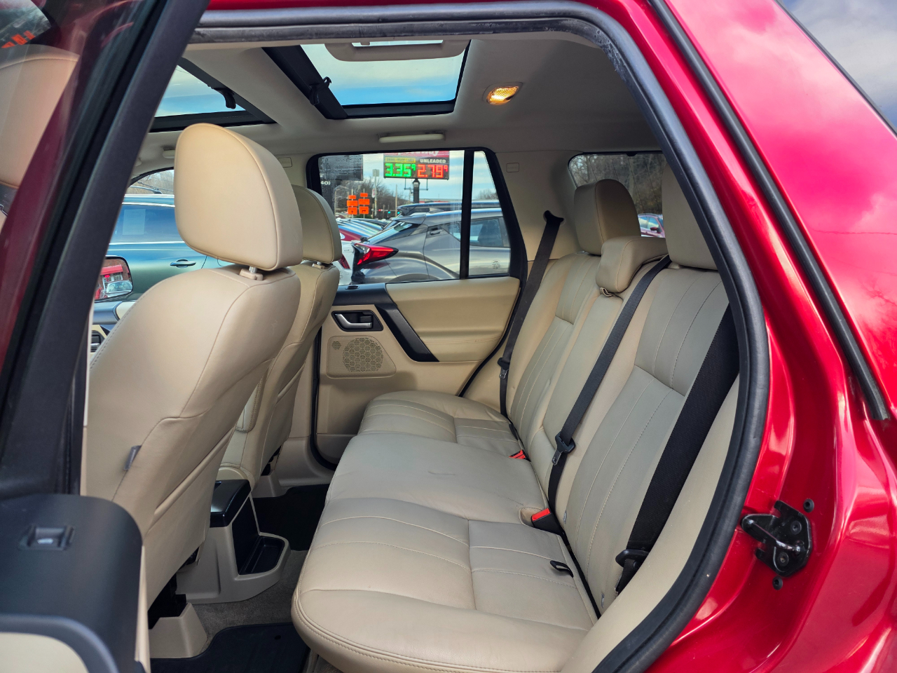 Land Rover LR2 AWD 4dr 2014