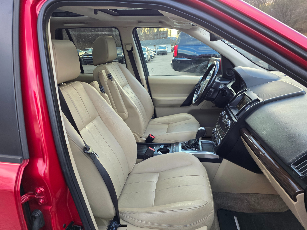 Land Rover LR2 AWD 4dr 2014