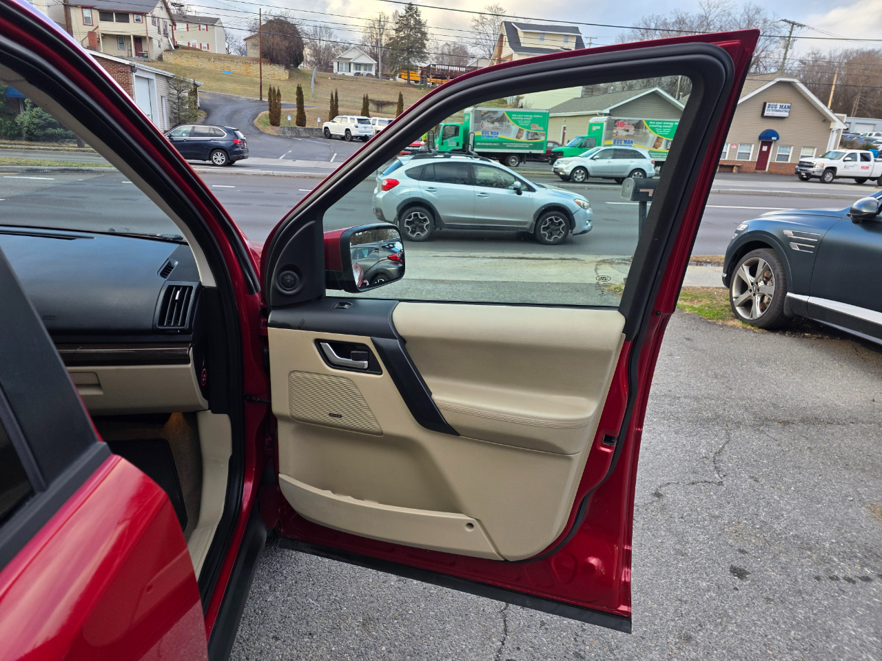 Land Rover LR2 AWD 4dr 2014