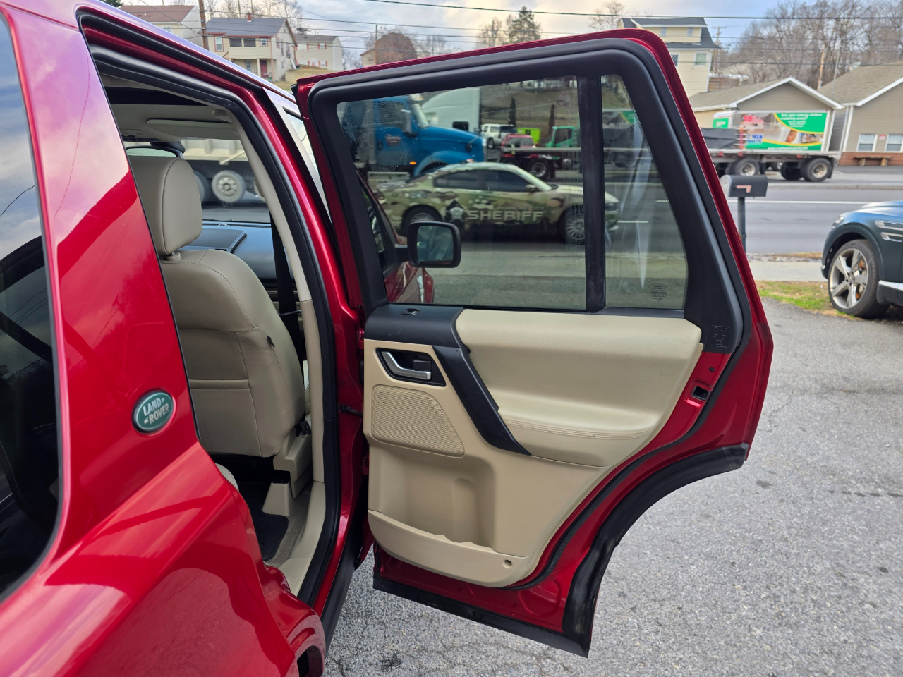 Land Rover LR2 AWD 4dr 2014