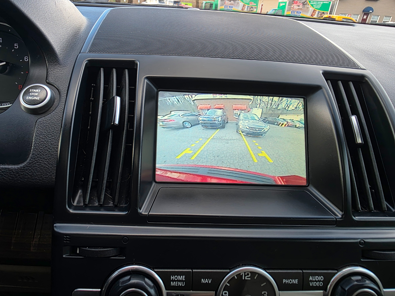 Land Rover LR2 AWD 4dr 2014