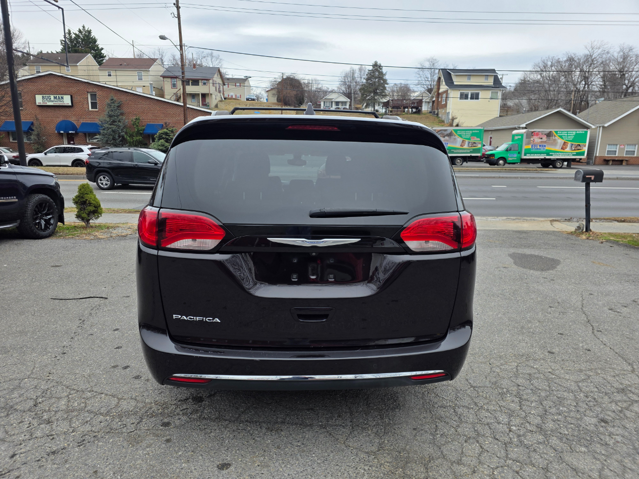 Chrysler Pacifica Touring-L FWD 2017