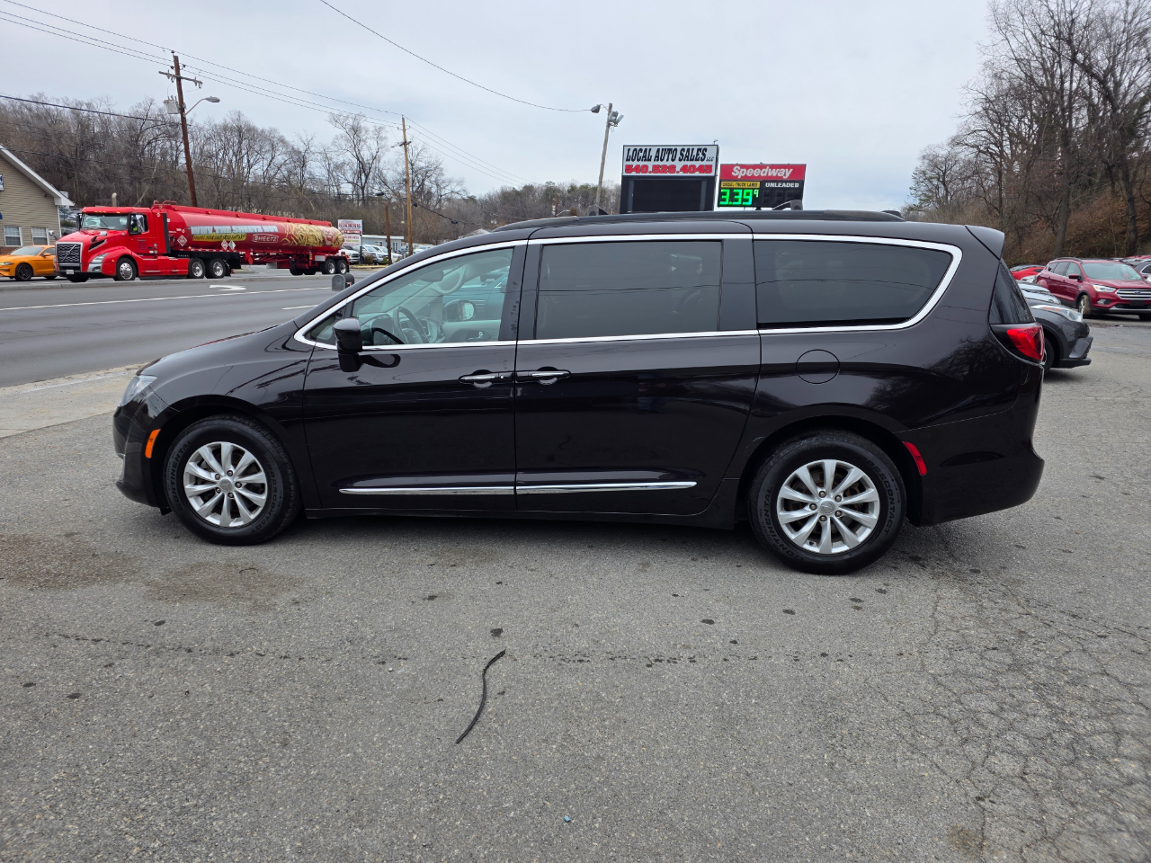 Chrysler Pacifica Touring-L FWD 2017