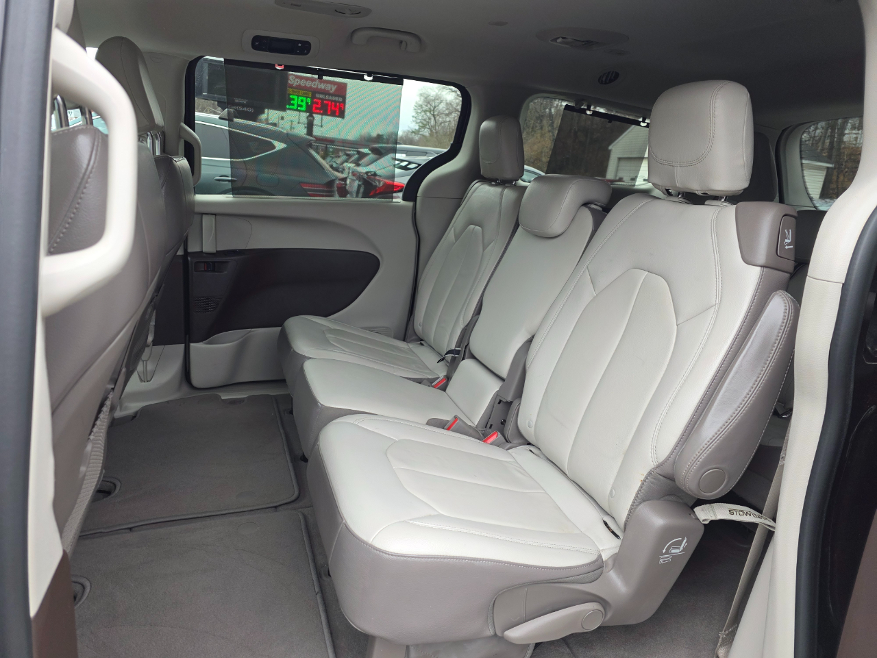 Chrysler Pacifica Touring-L FWD 2017