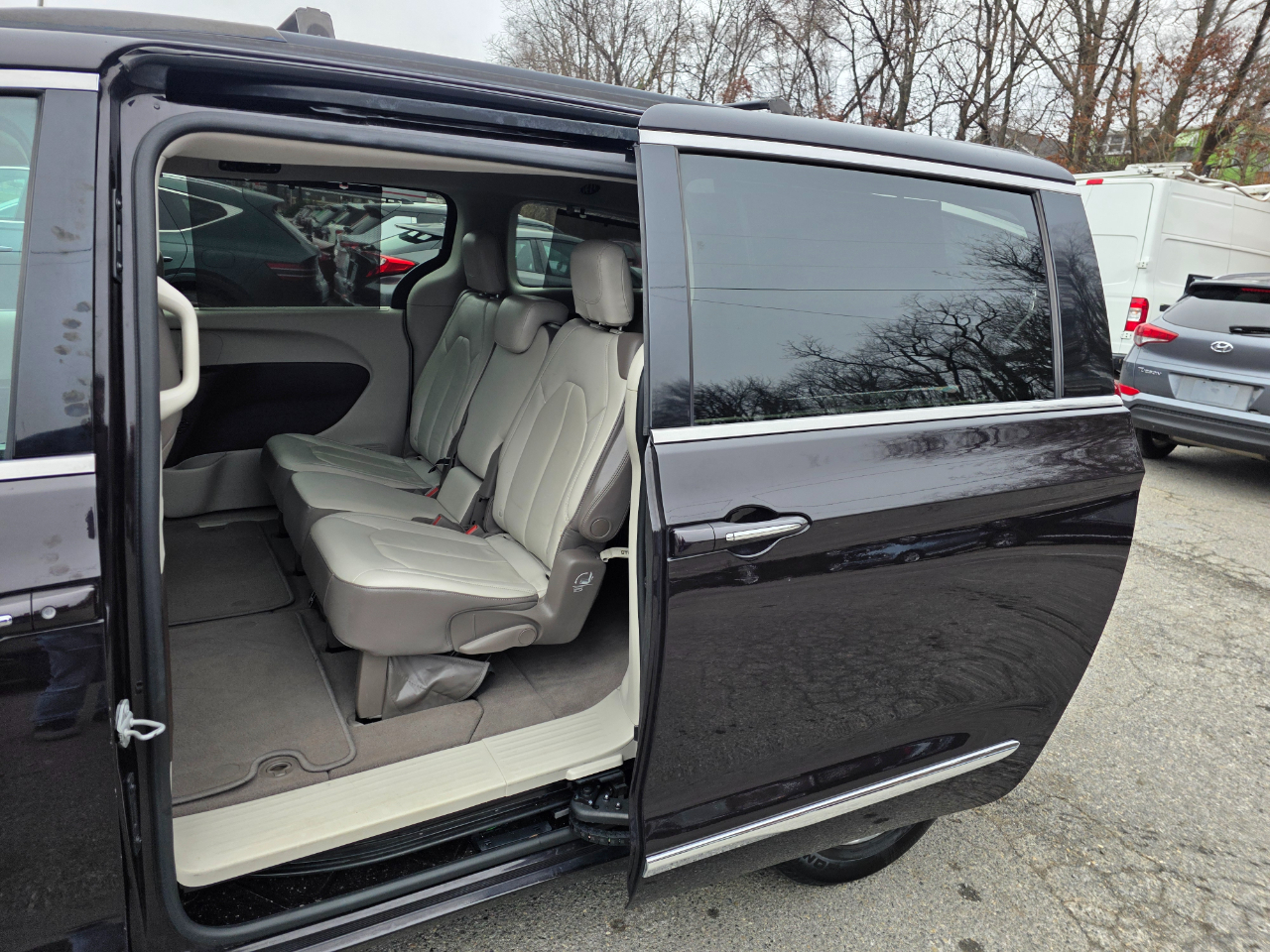 Chrysler Pacifica Touring-L FWD 2017