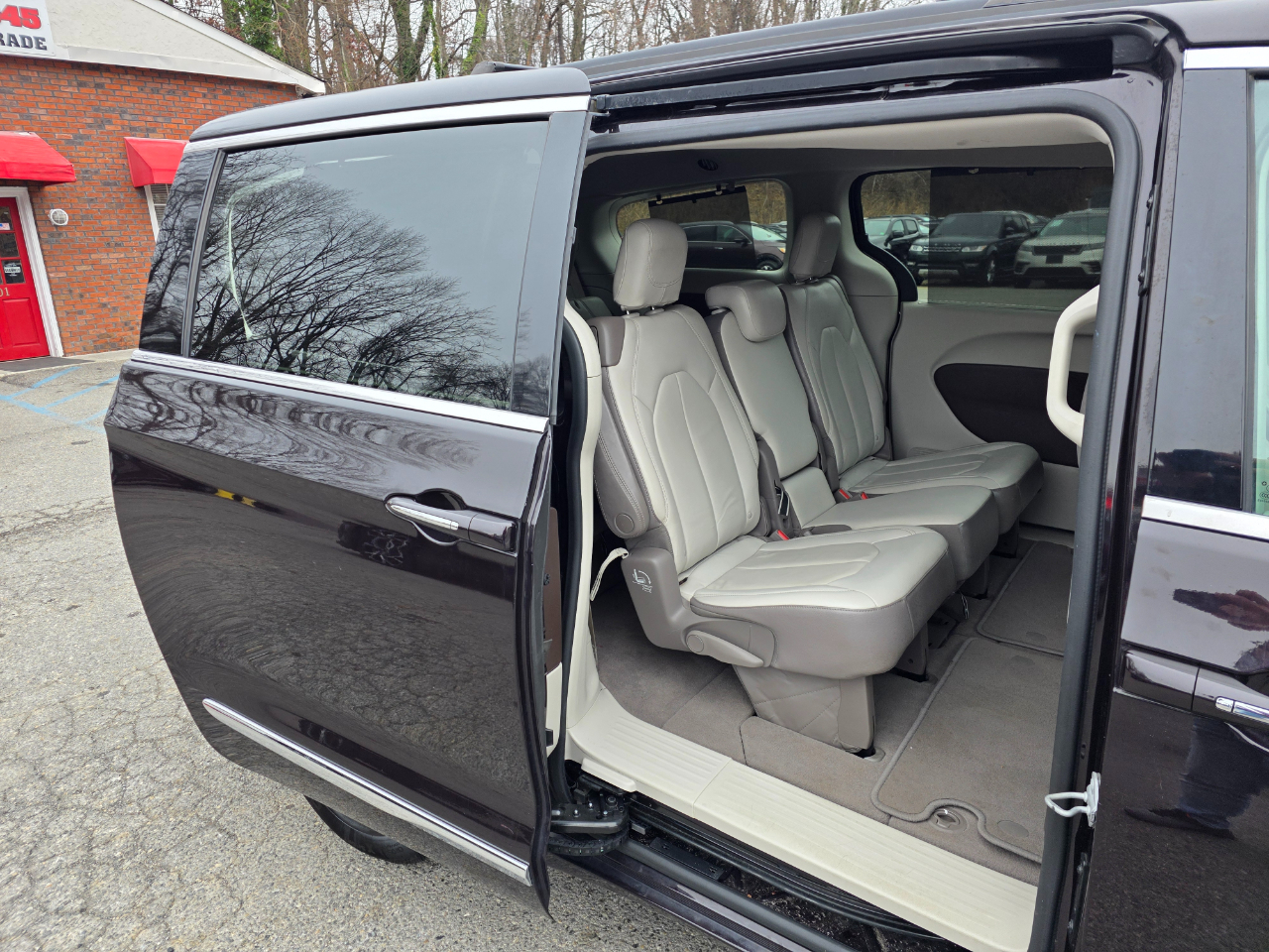 Chrysler Pacifica Touring-L FWD 2017