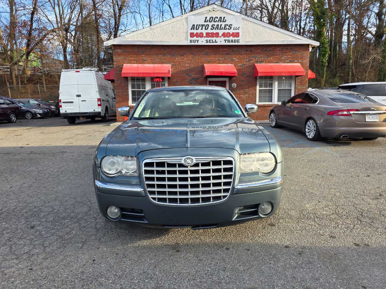 Chrysler 300 4dr Sdn 300C *Ltd Avail* 2005