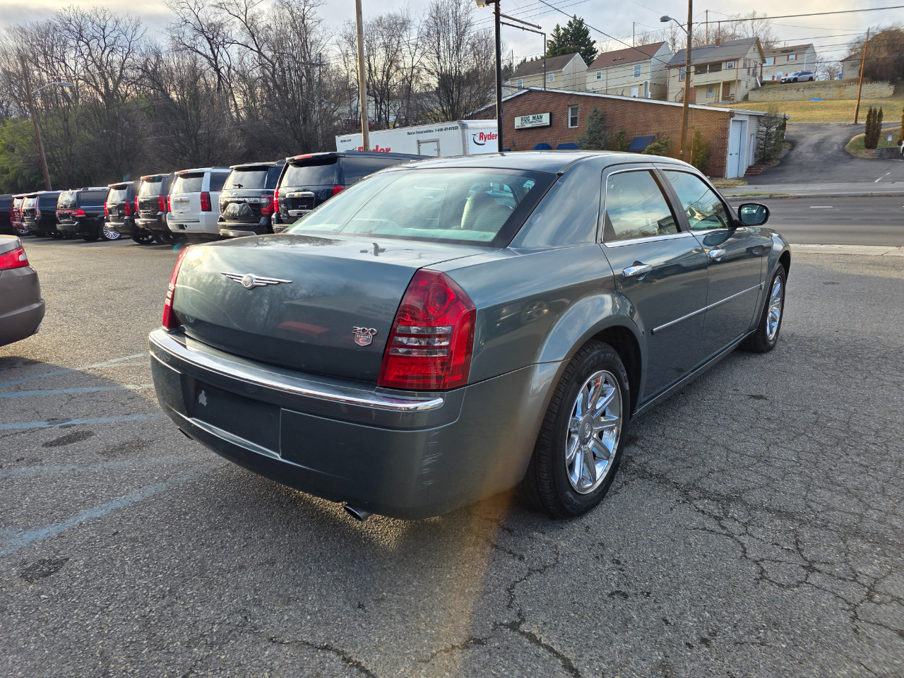 Chrysler 300 4dr Sdn 300C *Ltd Avail* 2005