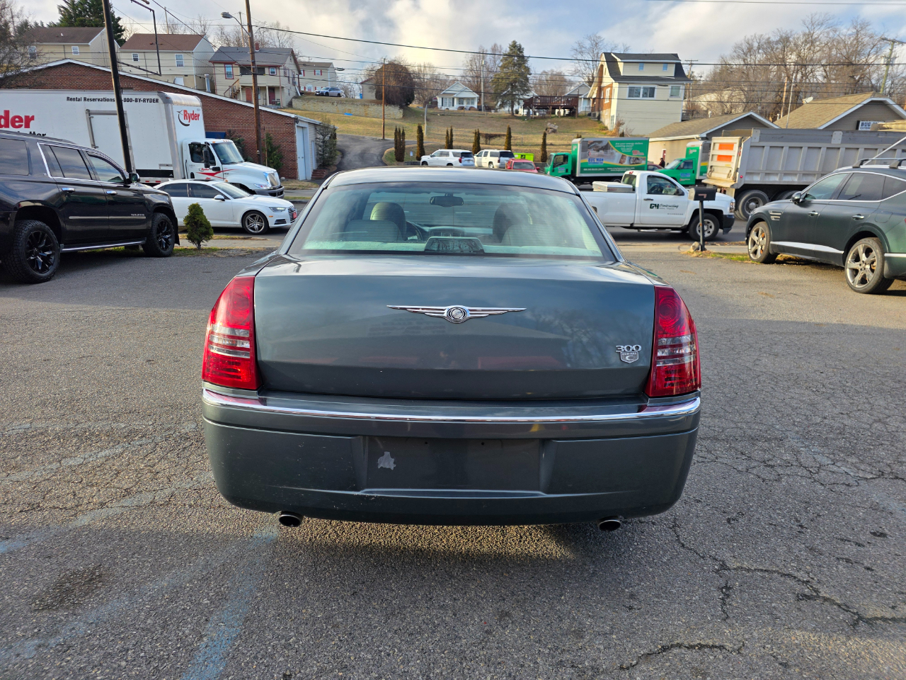 Chrysler 300 4dr Sdn 300C *Ltd Avail* 2005