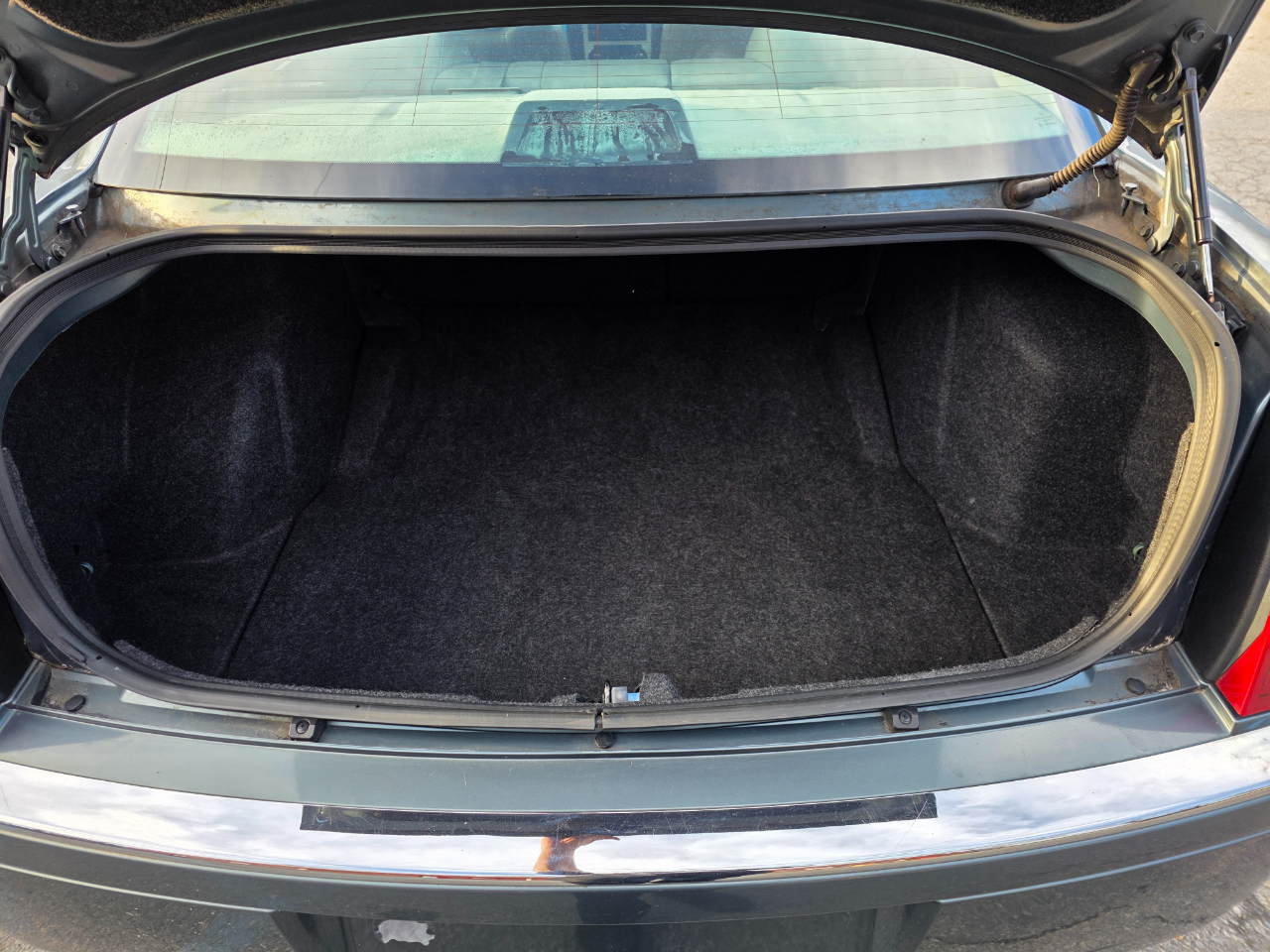 Chrysler 300 4dr Sdn 300C *Ltd Avail* 2005