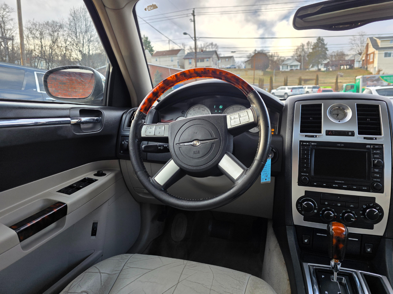 Chrysler 300 4dr Sdn 300C *Ltd Avail* 2005