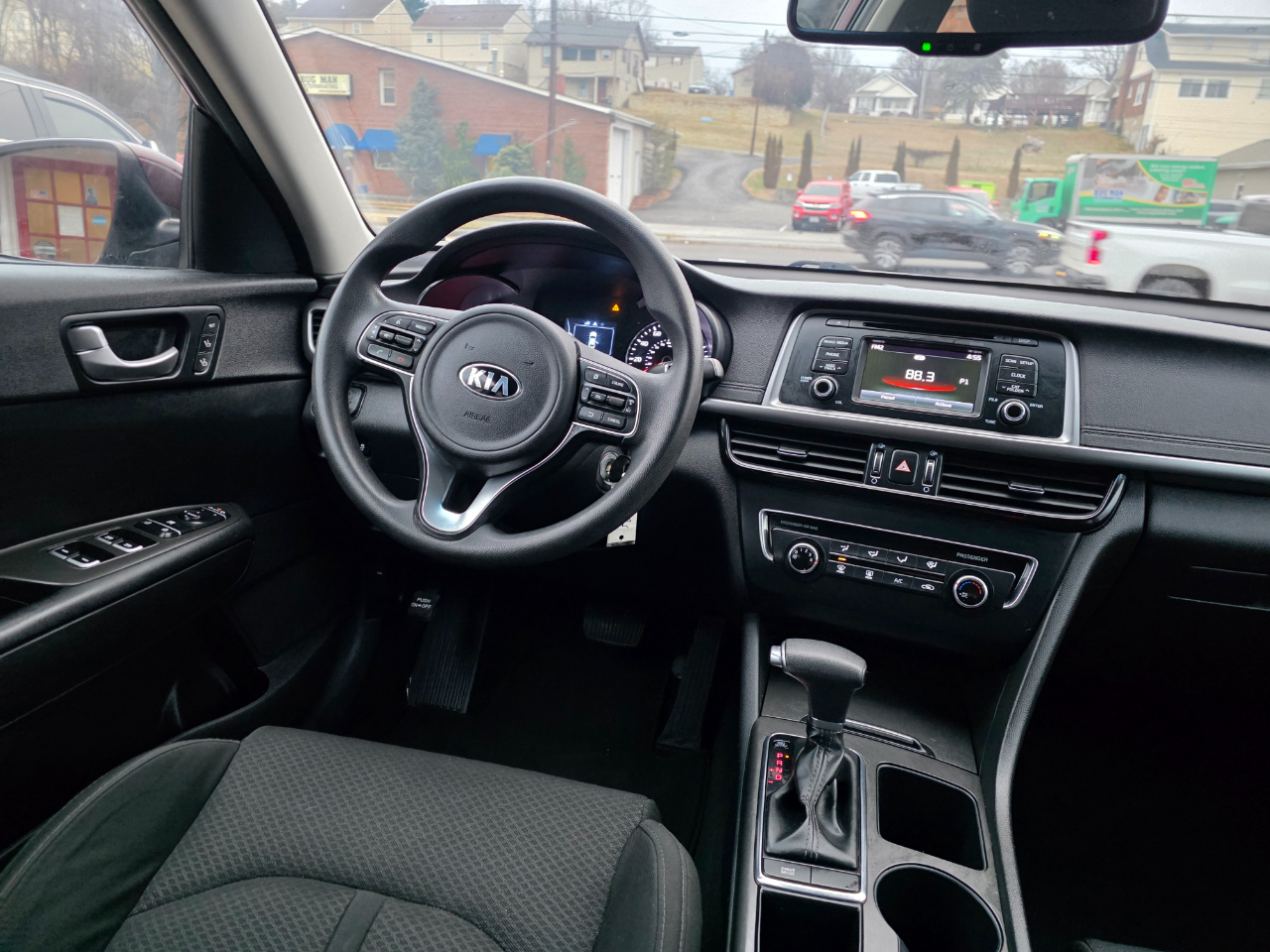 Kia Optima 4dr Sdn LX 2016