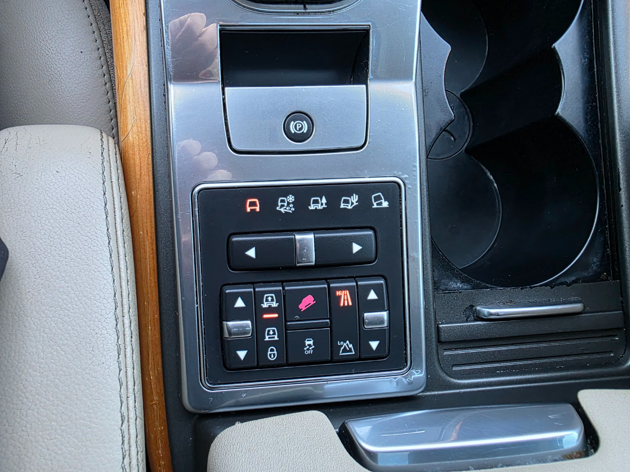 Land Rover Range Rover Sport 4WD 4dr HSE 2013