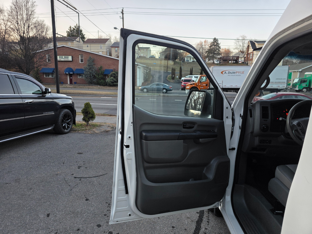 Nissan NV Cargo NV2500 HD High Roof V6 SV 2019