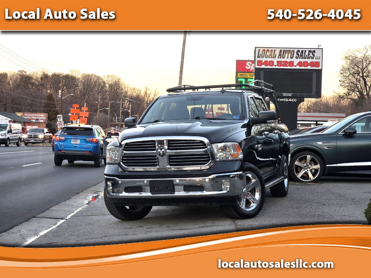 RAM 1500 Big Horn 4x4 Crew Cab 5'7" Box 2017