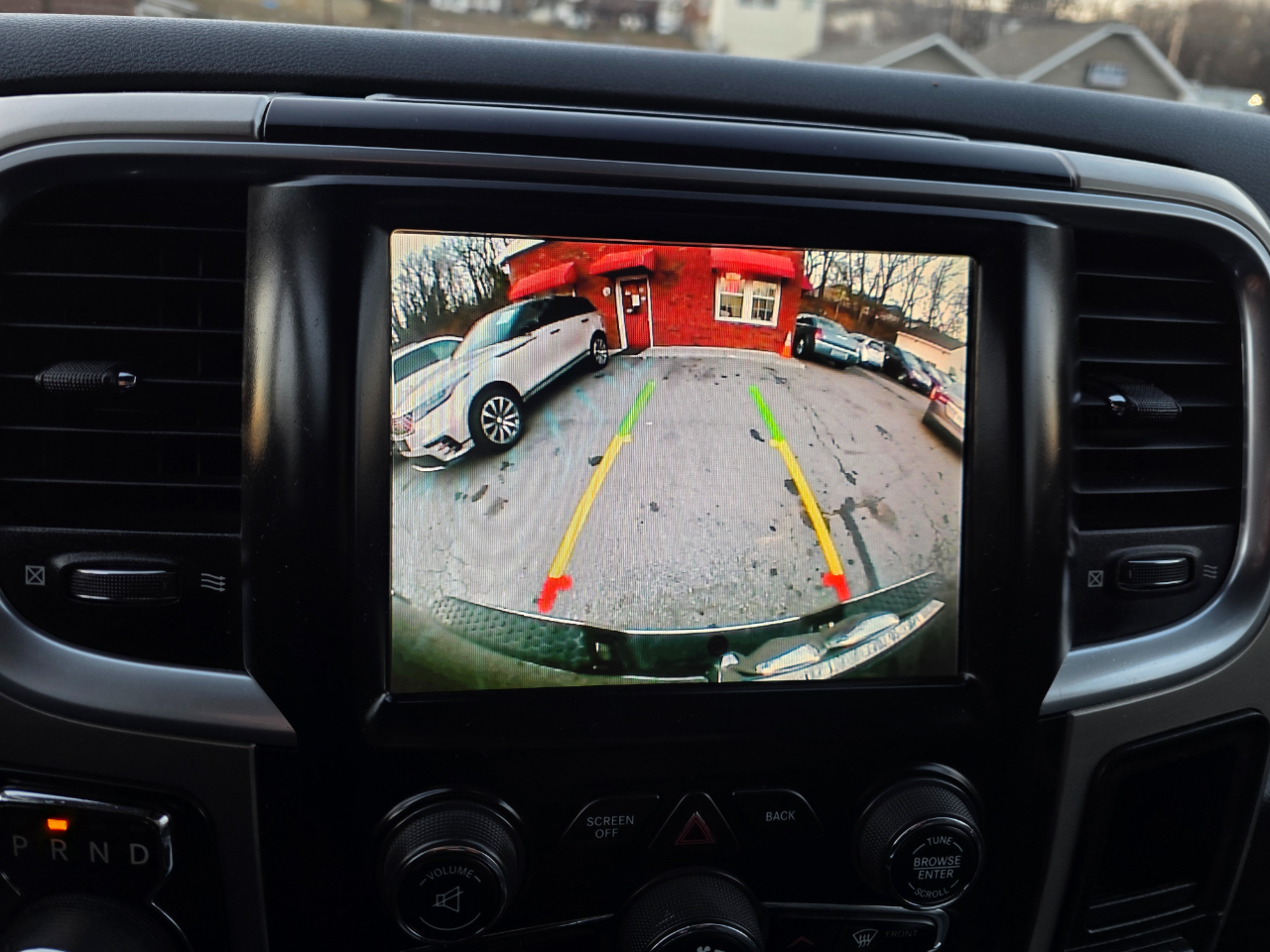 RAM 1500 Big Horn 4x4 Crew Cab 5'7" Box 2017