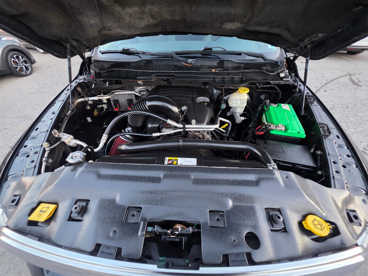 RAM 1500 Big Horn 4x4 Crew Cab 5'7" Box 2017