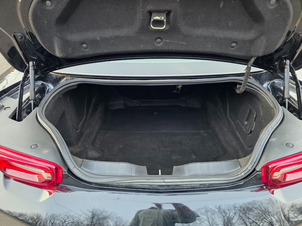 Chevrolet Camaro 2dr Cpe 3LT 2019