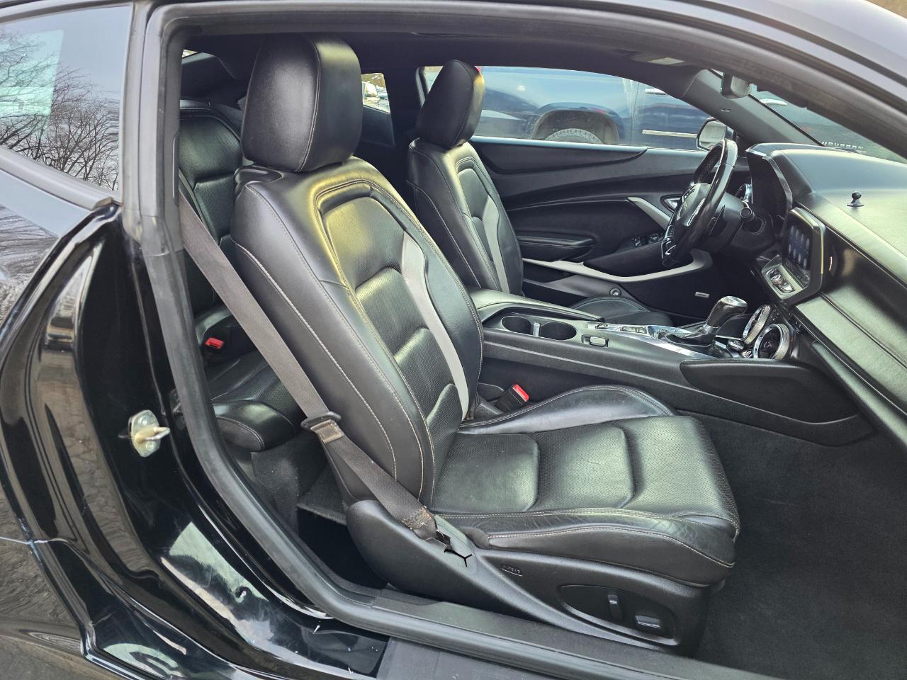 Chevrolet Camaro 2dr Cpe 3LT 2019