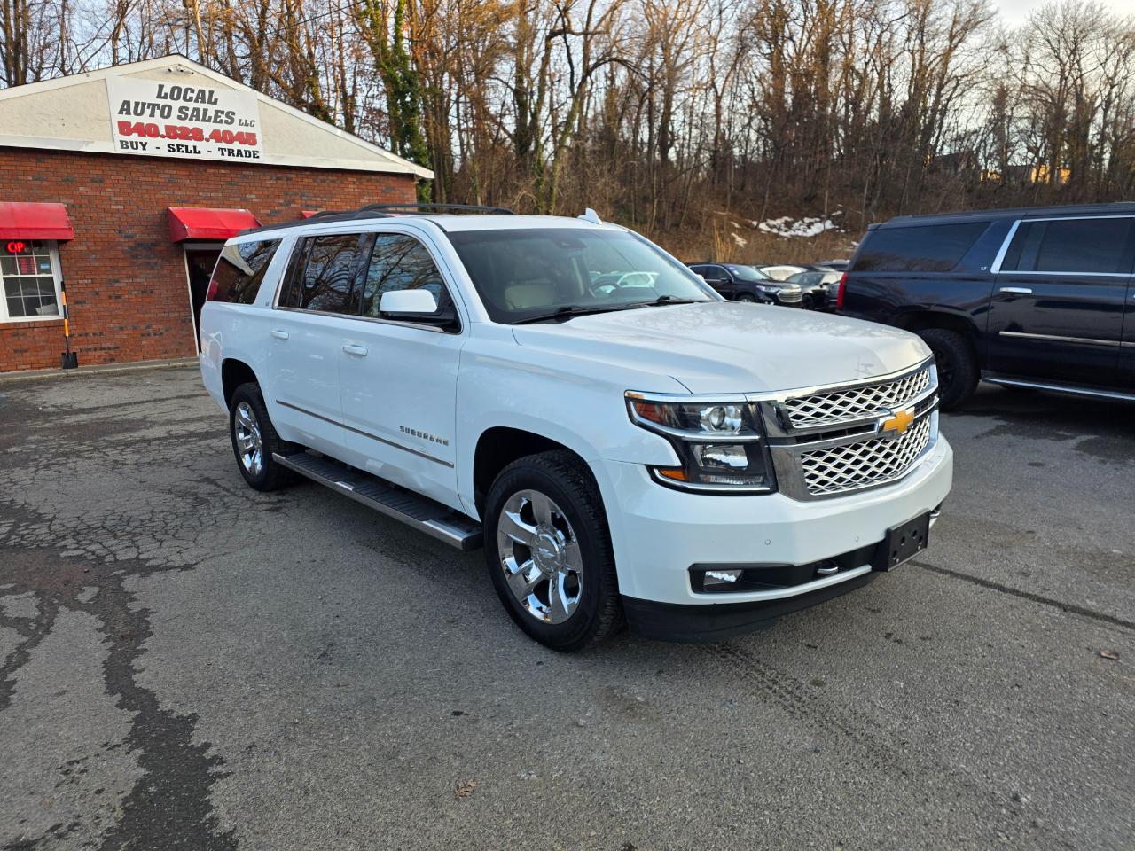 Chevrolet Suburban 4WD 4dr 1500 LT 2019