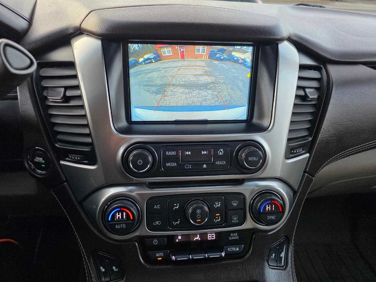 Chevrolet Suburban 4WD 4dr 1500 LT 2019