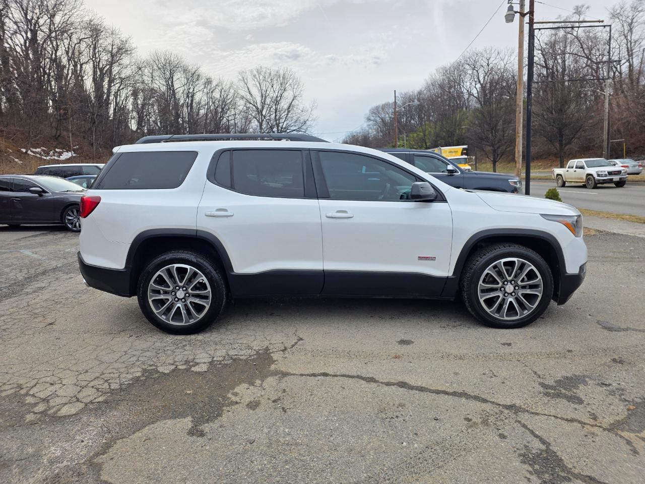 GMC Acadia AWD 4dr SLT w/SLT-1 2017