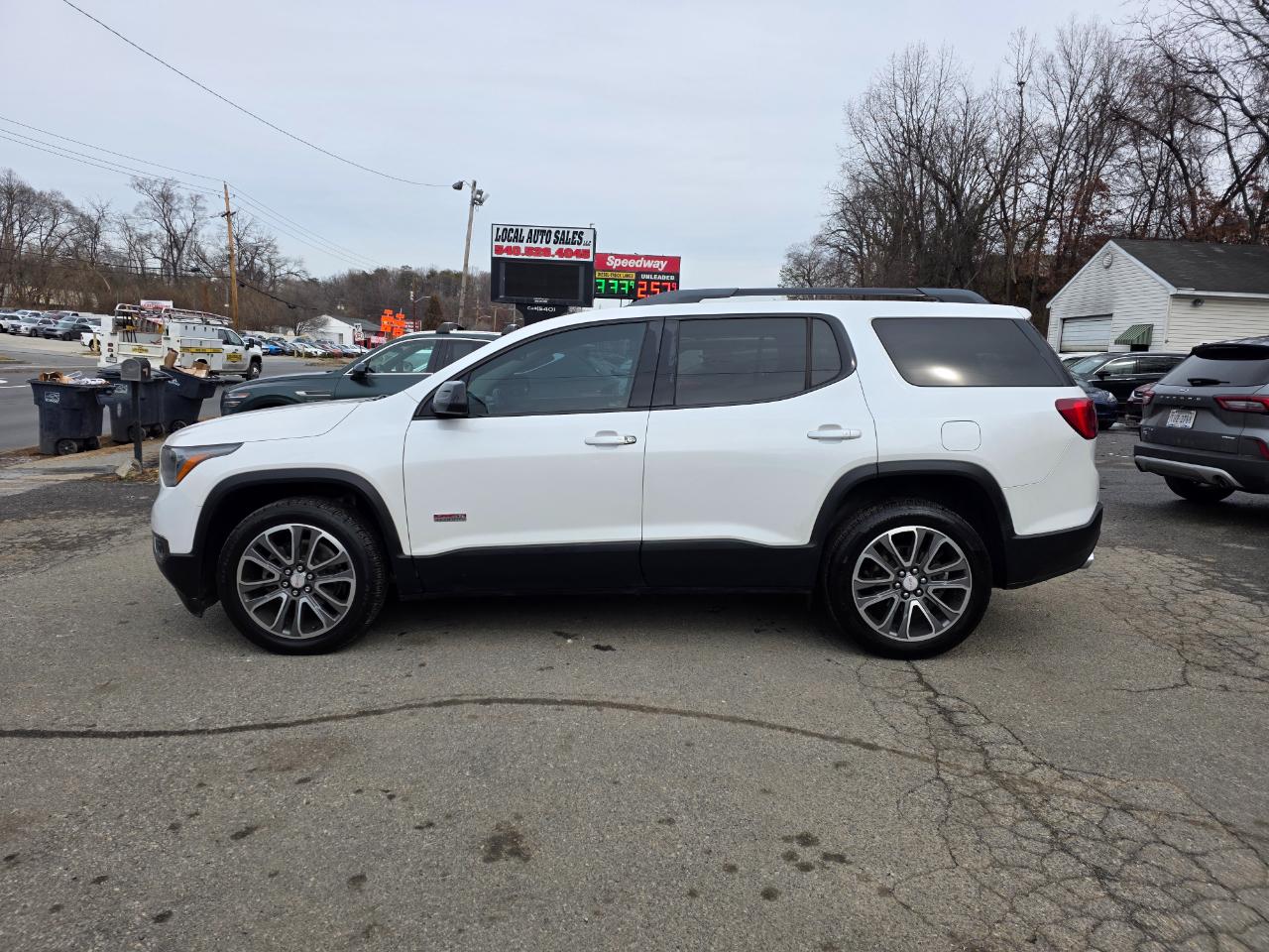 GMC Acadia AWD 4dr SLT w/SLT-1 2017