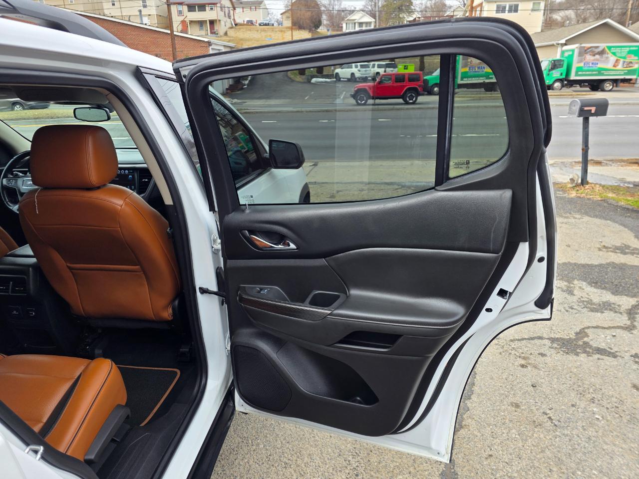 GMC Acadia AWD 4dr SLT w/SLT-1 2017