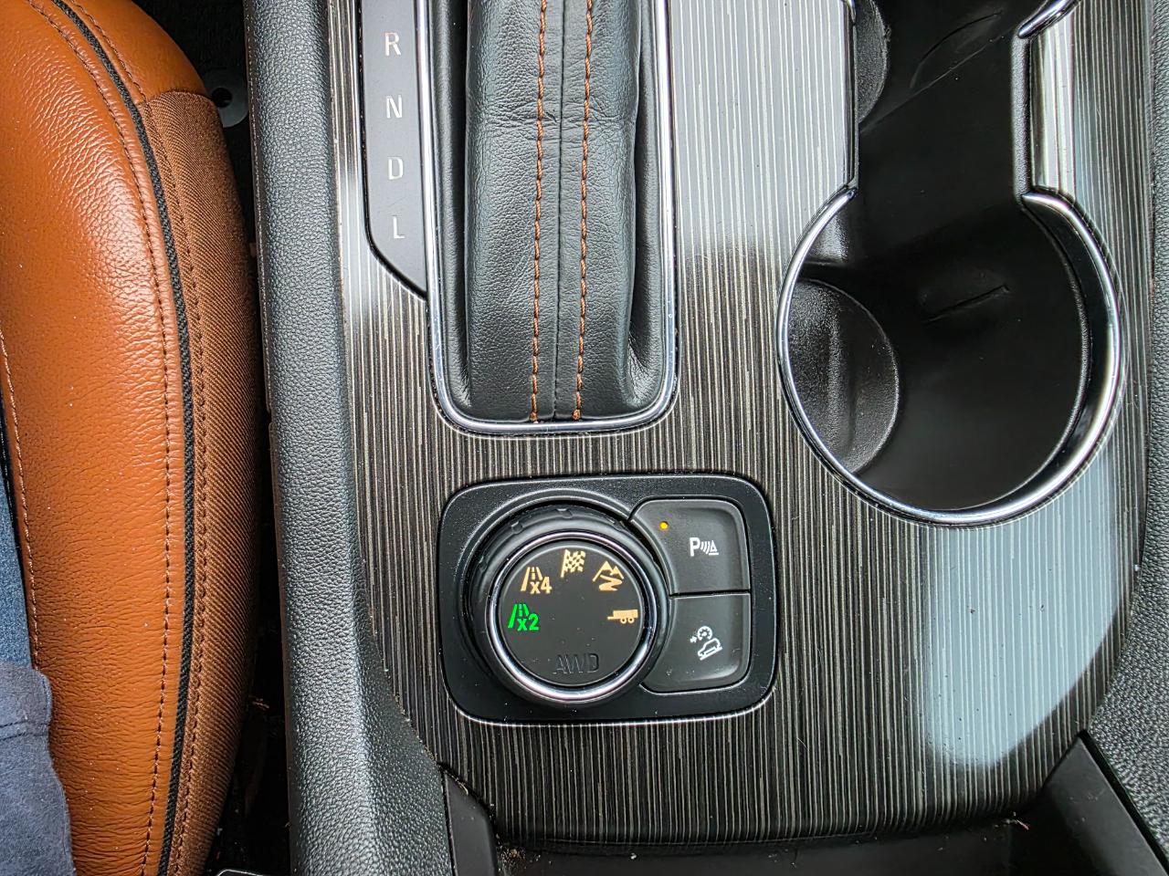 GMC Acadia AWD 4dr SLT w/SLT-1 2017