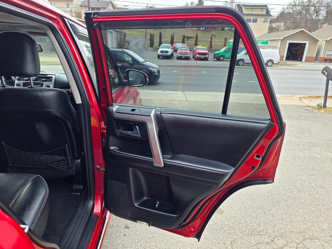 Toyota 4Runner 4WD 4dr V6 Trail Premium (Natl) 2014