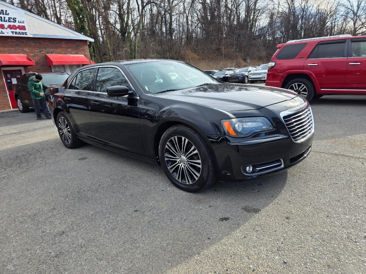 Chrysler 300 4dr Sdn 300S AWD 2014