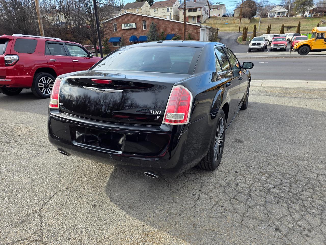 Chrysler 300 4dr Sdn 300S AWD 2014