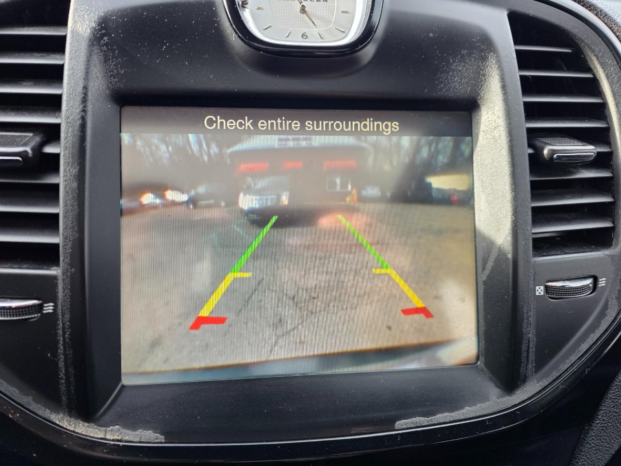 Chrysler 300 4dr Sdn 300S AWD 2014