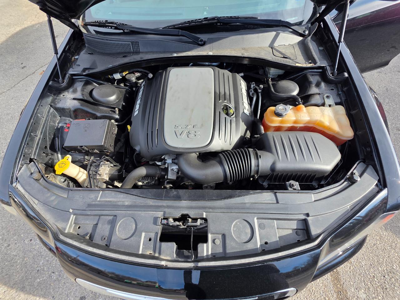 Chrysler 300 4dr Sdn 300S AWD 2014