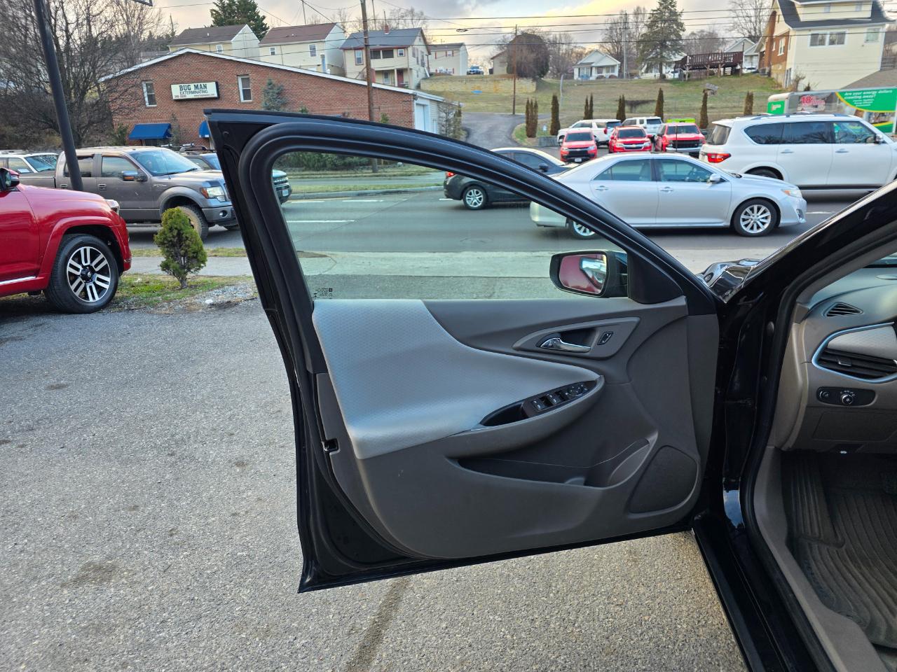 Chevrolet Malibu 4dr Sdn 1LT 2023