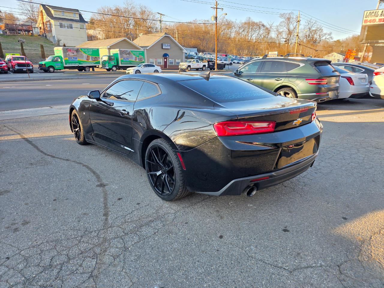 Chevrolet Camaro 2dr Cpe 1LT 2017