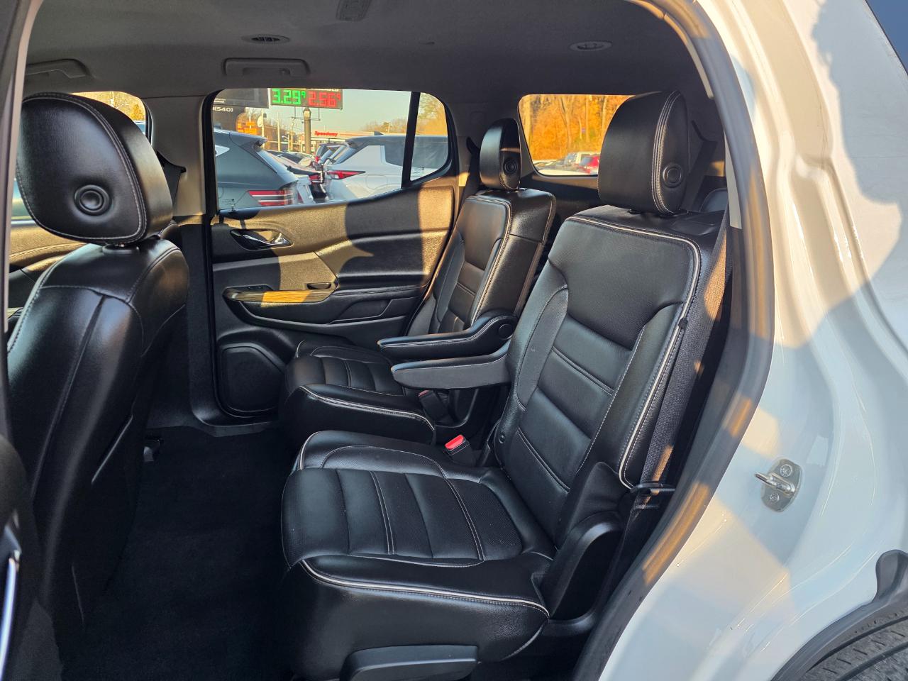 GMC Acadia AWD 4dr Denali 2019