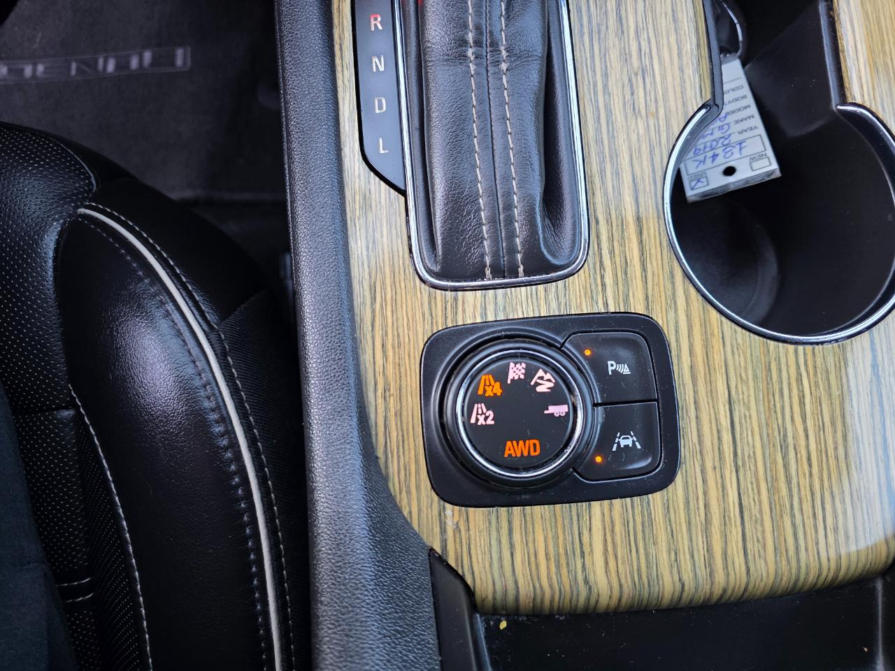 GMC Acadia AWD 4dr Denali 2019