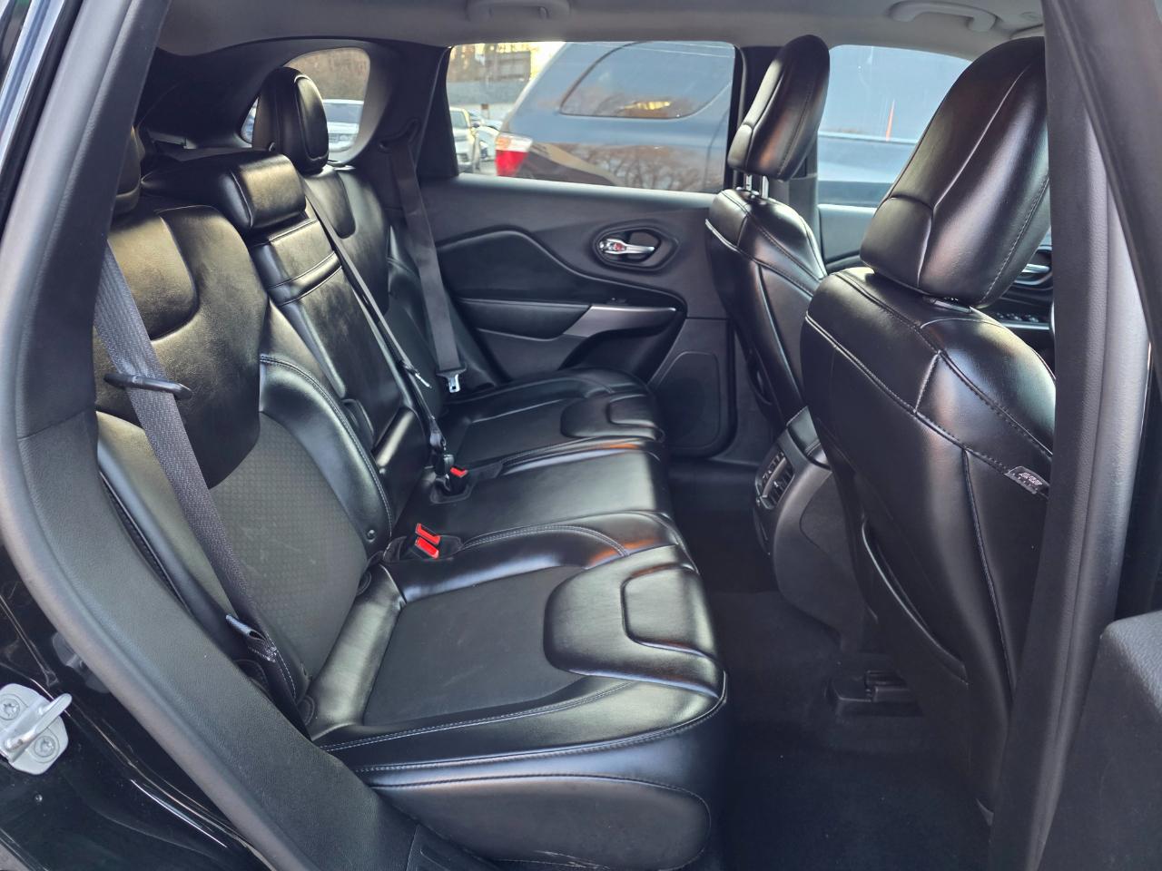 Jeep Cherokee Latitude Plus 4x4 2019