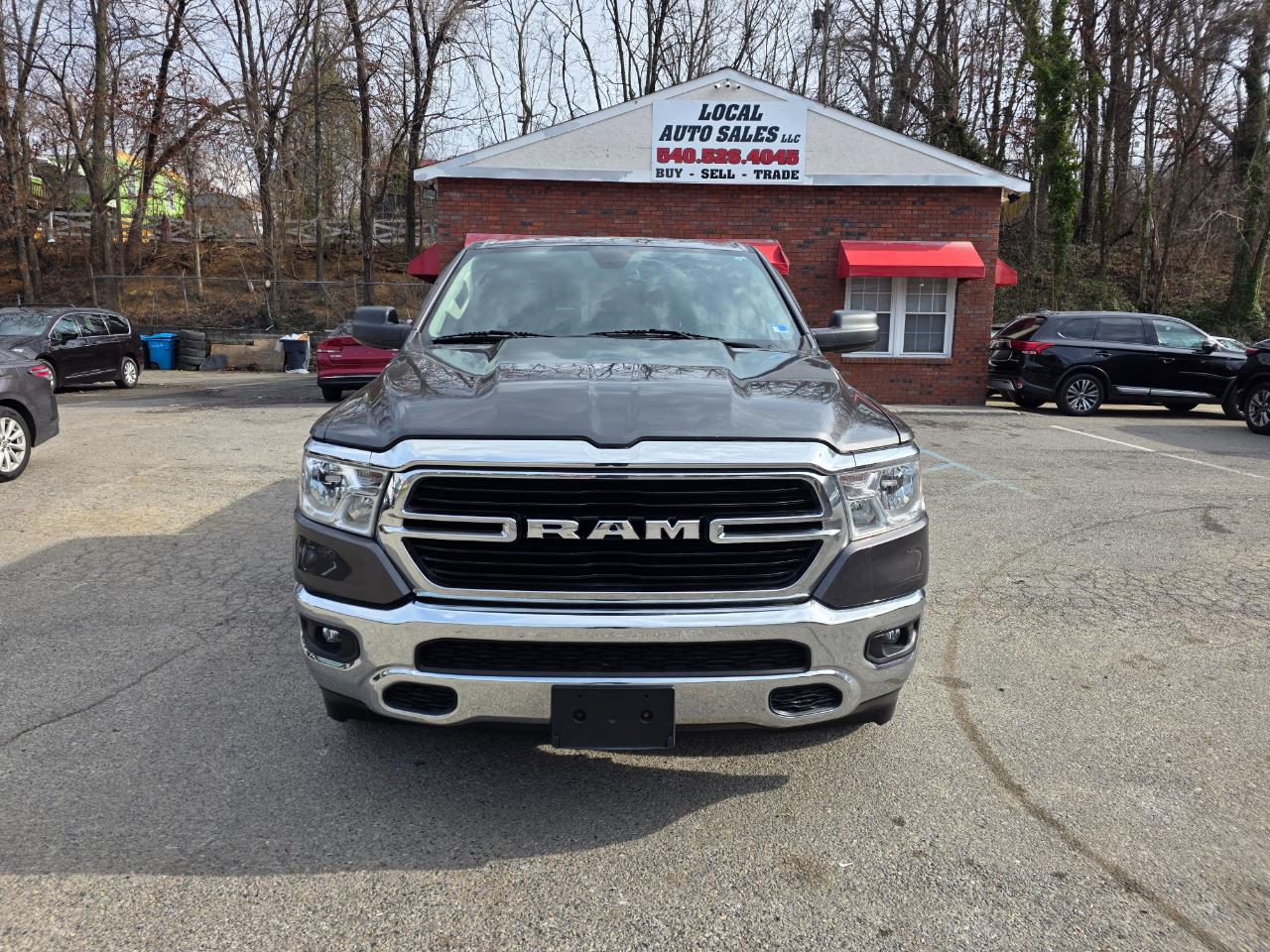 RAM 1500 Big Horn 4x4 Quad Cab 6'4" Box 2020