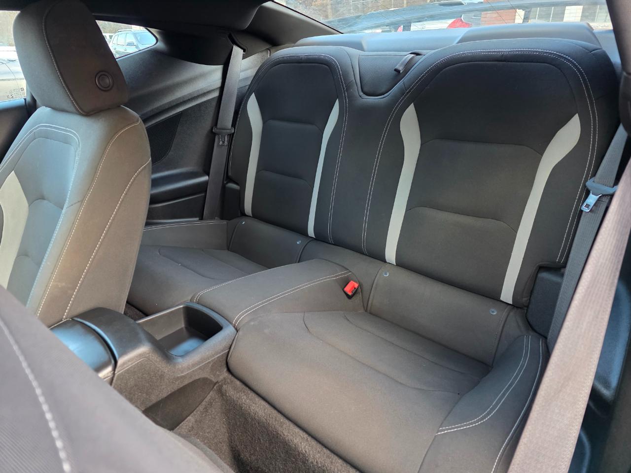 Chevrolet Camaro 2dr Cpe 1LT 2021