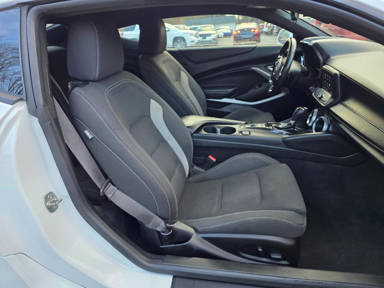 Chevrolet Camaro 2dr Cpe 1LT 2021