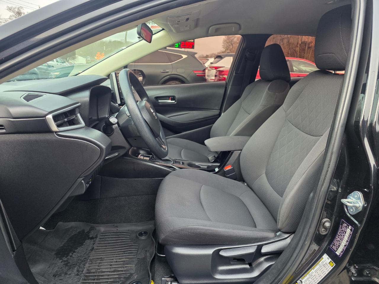 Toyota Corolla LE CVT (Natl) 2021