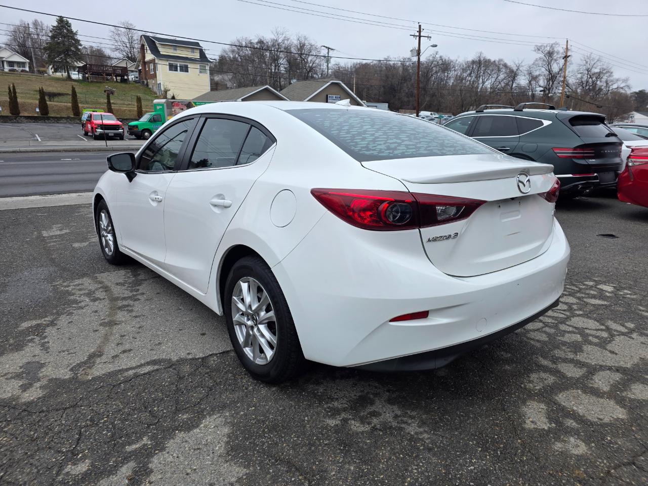 Mazda MAZDA3 4dr Sdn Auto i Touring 2015