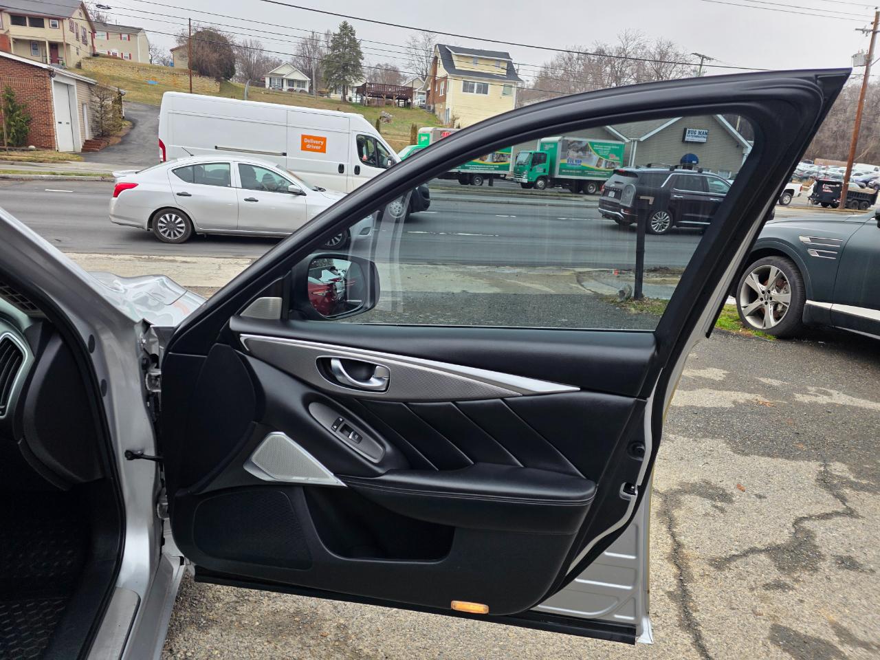 Infiniti Q50 3.0t Premium AWD 2017